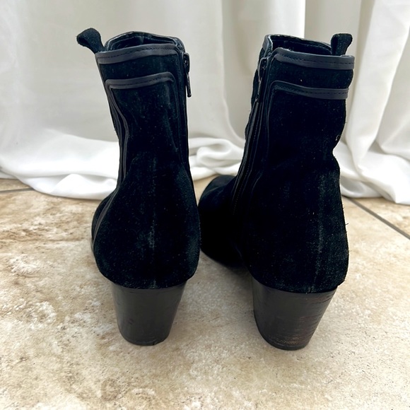 Coconuts by Matisse Black Suede and leather booties - Picture 4 of 5